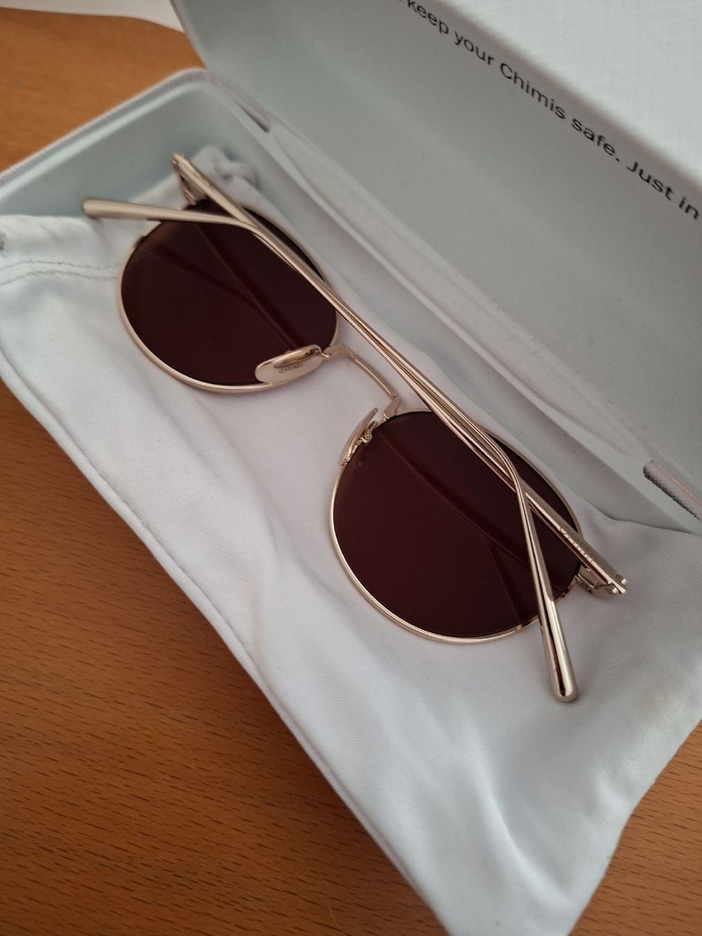 Occhiali & Lenti: Sonnenbrille CHIMI Modell mit Etui neuwertig – Nuovo (secondo la descrizione) da Uster venduto da mak_mw2n 1