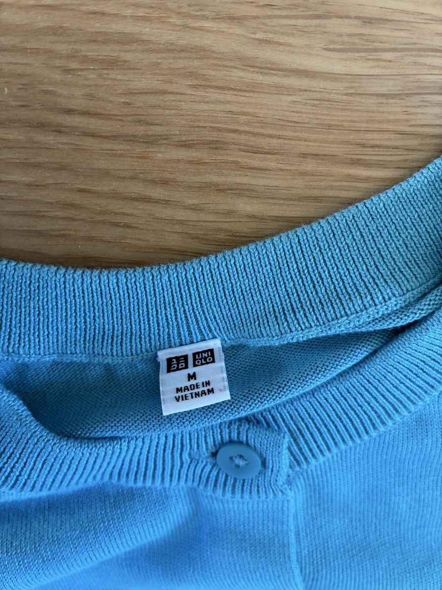 Uniqlo Vestes: Cardigan – Neuf avec emballage d'origine à Bassersdorf par secondhand_clothing 1