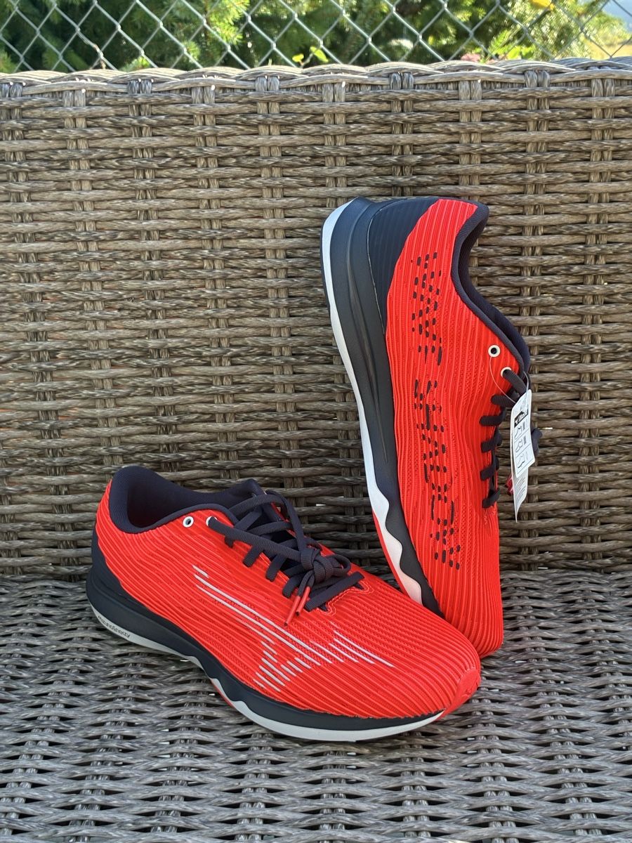 Mizuno Chaussures hommes: Mizuno Laufschuhe  – Neuf avec emballage d'origine à Biel/Bienne par Lukaufmann