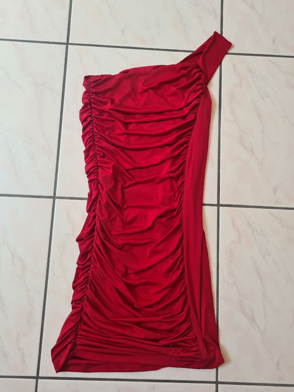 Vestiti: Rotes Cocktailkleid Gr. M – Usato da Ebikon venduto da Songbird85 1