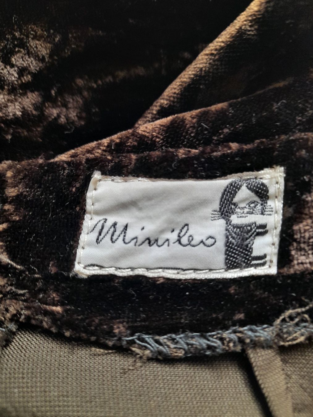 Pantaloni: Hammer Bermudas aus Samt . 34 . vintage . – Usato da Leuggelbach venduto da schmetterlings-fee 2