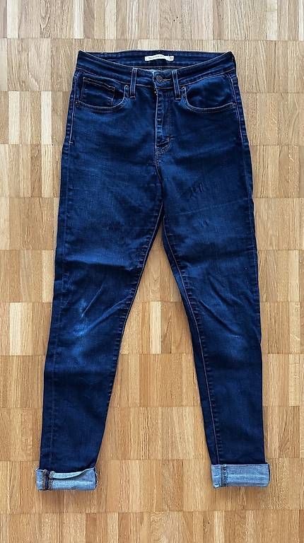 Jeans: Jeans Levi Strauss Gr 36 – D'occasion à Basel par R__Mueller 2