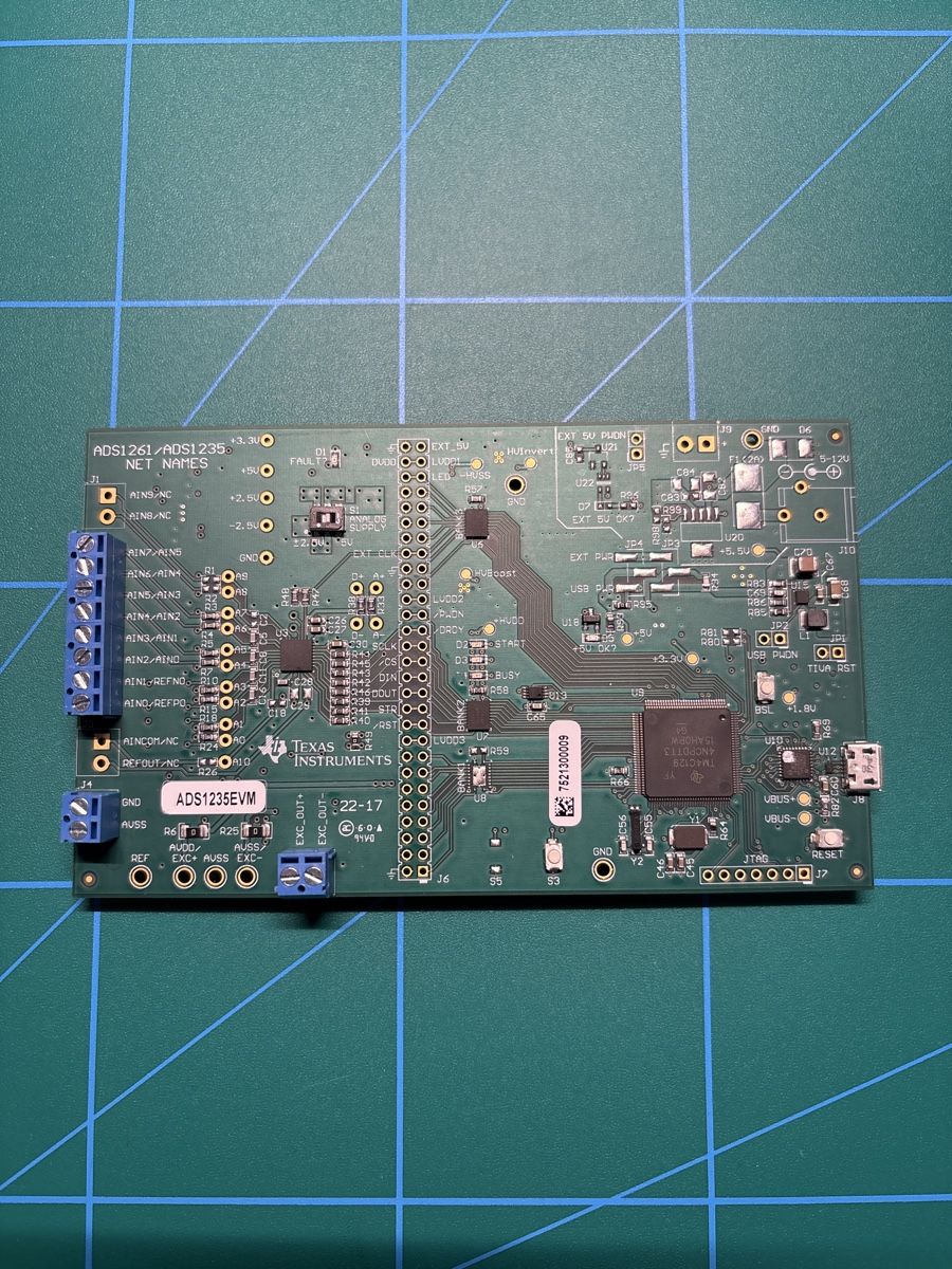 Texas Instruments Componenti elettronici: ADS1235 EVM – Nuovo (secondo la descrizione) da Solothurn venduto da _Goliath_ 3
