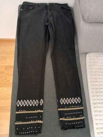 Schwarze Jeans mit Pailletten Gr. S