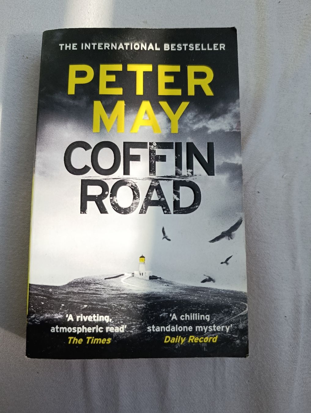Livres: Coffin road Peter May – D'occasion à Auswil par hir_qvy6