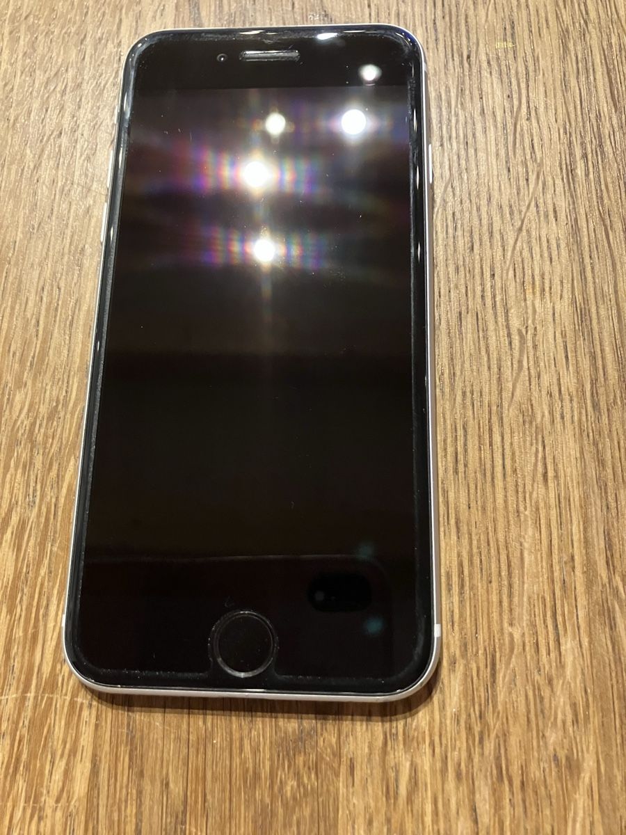 Apple Handys / Smartphones: Apple iPhone SE  – Defekt aus Kleinlützel von Shabby579 1
