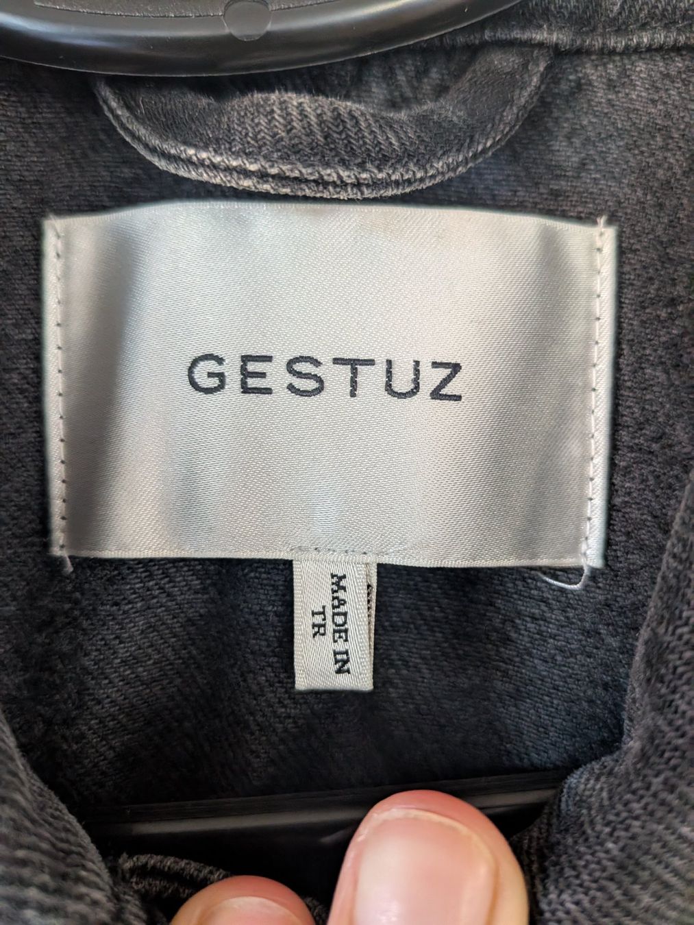 Gestuz Jacken: Jeans Jacke Gr. M – Gebraucht aus Ostermundigen von om11 3