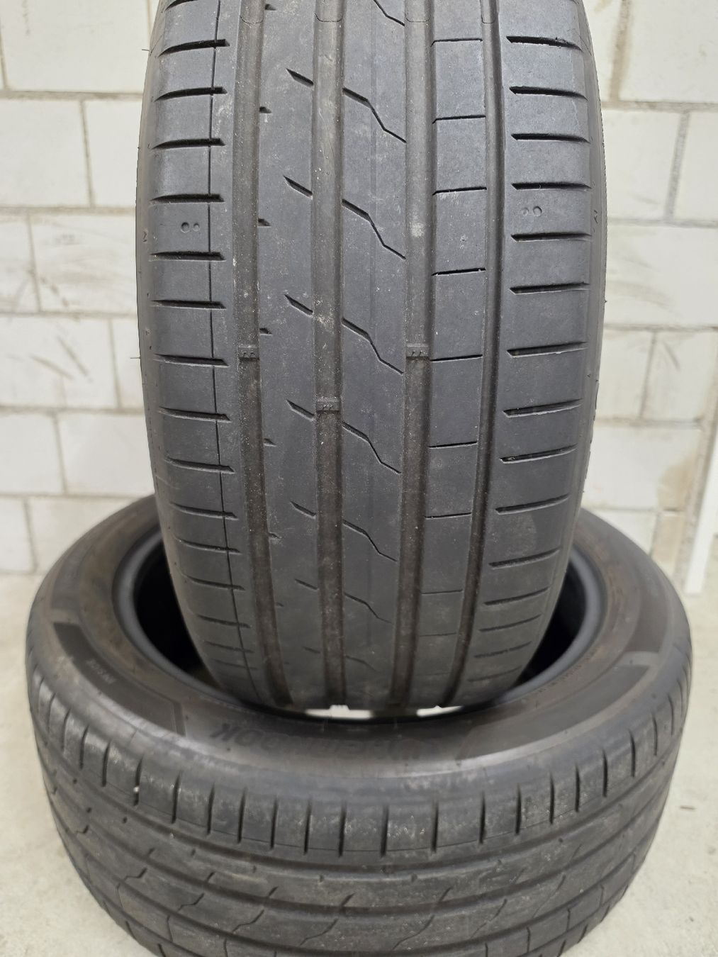 Hankook Pneumatici & Ruote complete: 245/45R19 – Usato da pratteln venduto da fir_nhg5