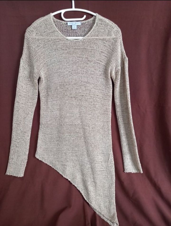 Maglioni & Felpe: Pullover asymetrisch – Usato da Innerthal venduto da System_of_a_down