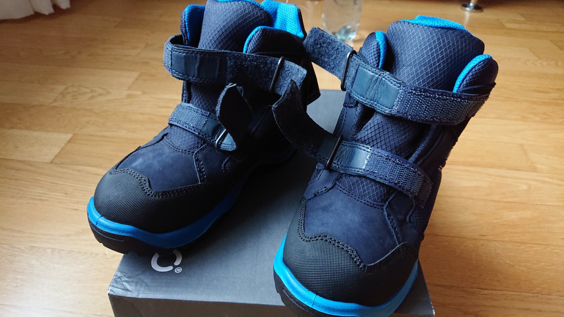 Ecco Herrenschuhe: ECCO Snow Mountain Boots Blacknigcht Sky Grosse 33 – Gebraucht aus Bottmingen von Malina_Outlet