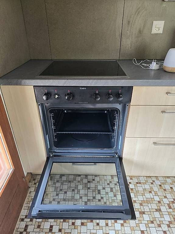 Cuisines complètes: Cuisine compacte avec électroménager  à démonter soi-même – D'occasion à Ovronnaz par yvo_zbn5 1