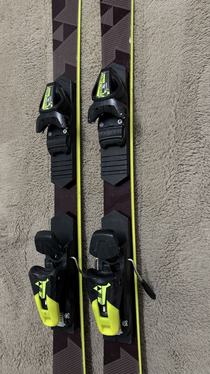 Fischer Sci: Fischer RC4 Race SL Ski 150 cm mit Bindung – Usato da Dietlikon venduto da kickboxer_999 3