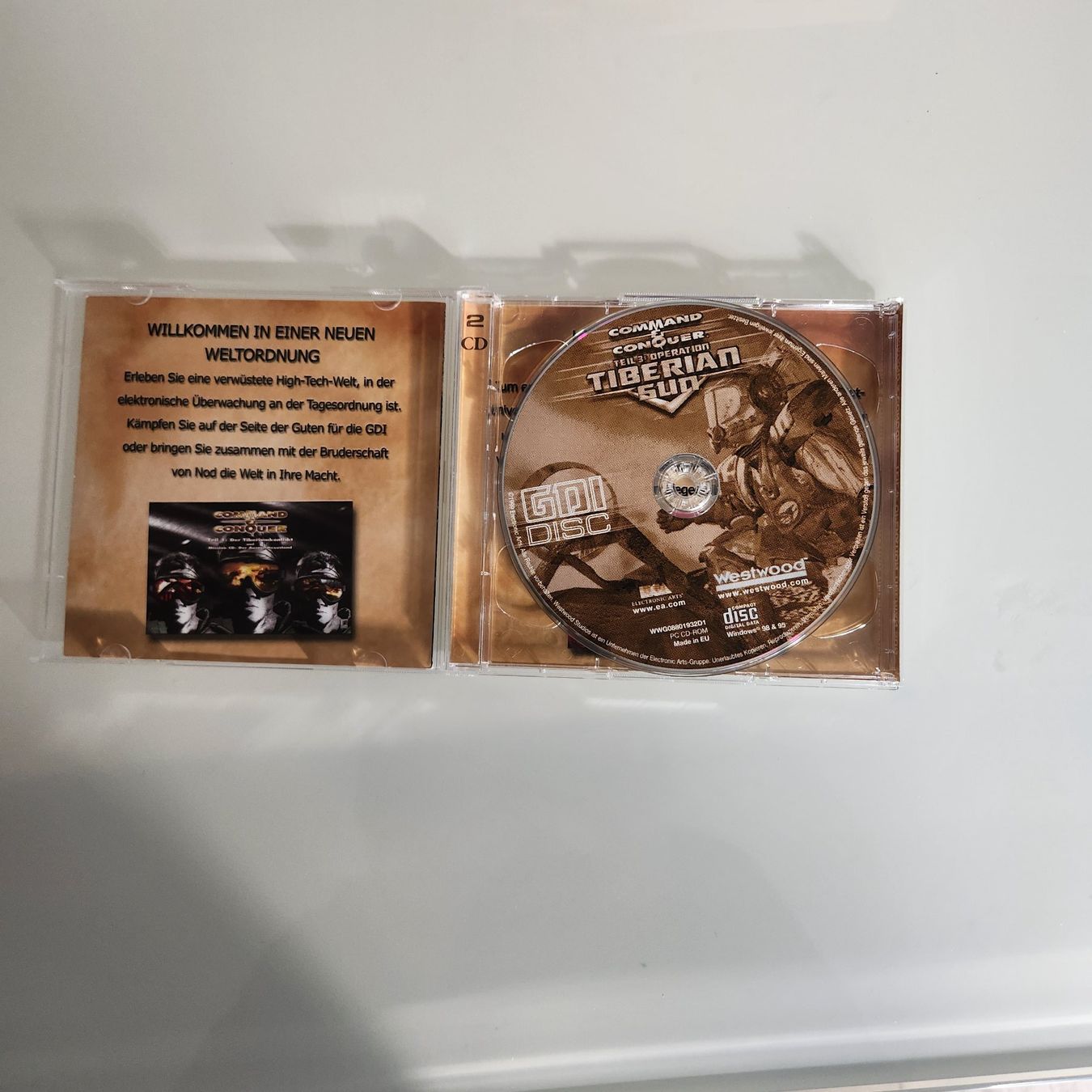 Giochi: Command & Conquer Tiberian Sun Big Box komplett CDs wie Neu – Usato da Altendorf venduto da keskomat 3