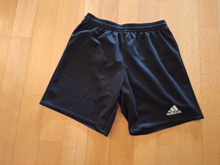 Adidas Sport Shorts in Gr. 140