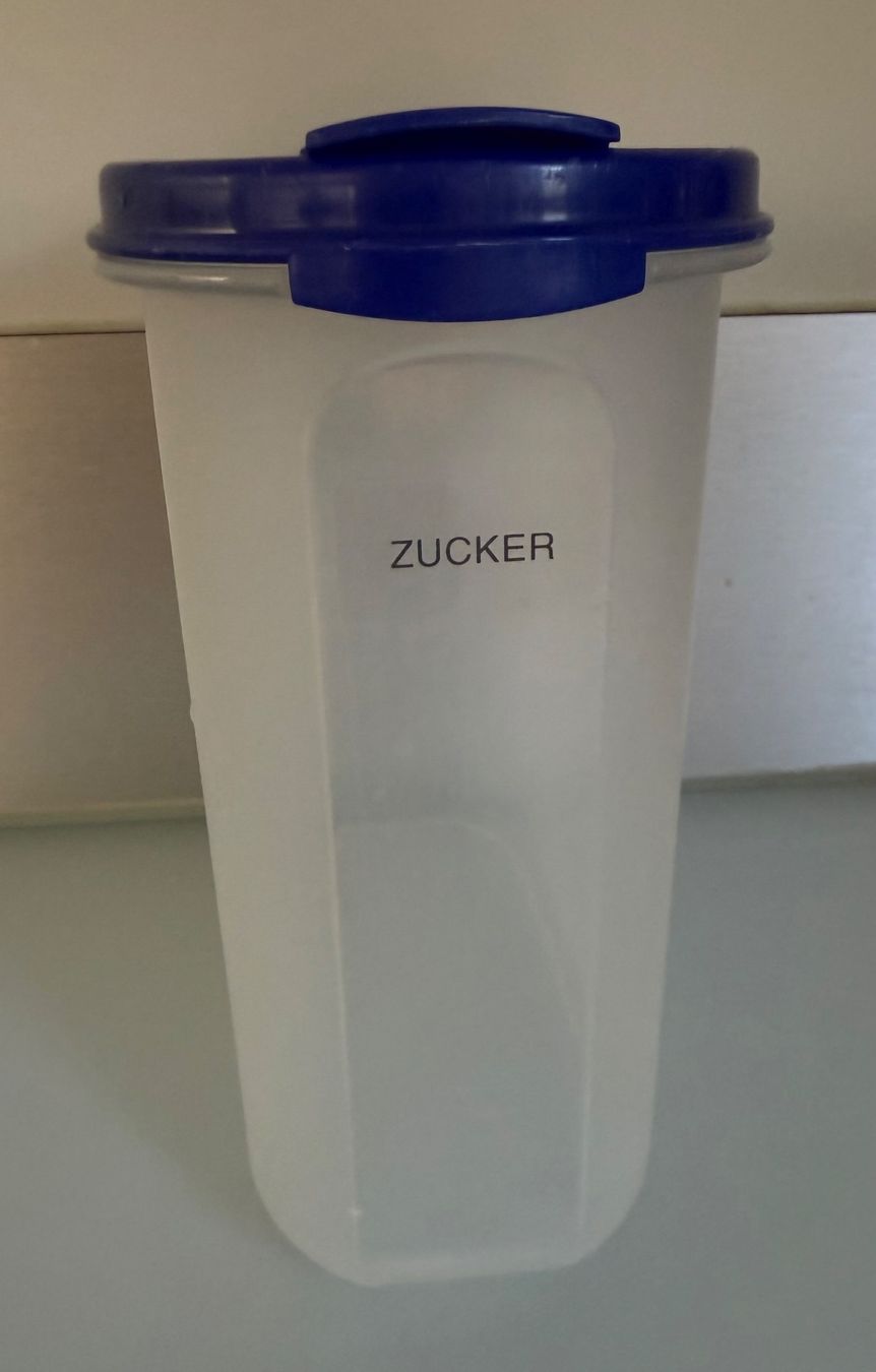 Tupperware Recipients et similaires: Tupperware Vorratsdose 1.7 l, blau – D'occasion à Niederhasli par Erwied 3