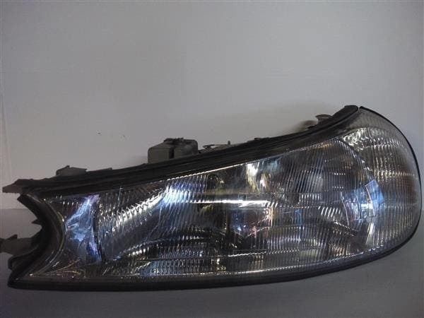 Fari: Ford Mondeo Scheinwerfer links – Usato da Ibach venduto da Zingi73