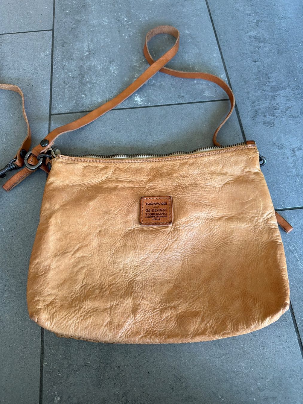 Campomaggi Borse da donna: Leder Tasche von CAMPOMAGGI – Usato da Steffisburg venduto da elle013 1