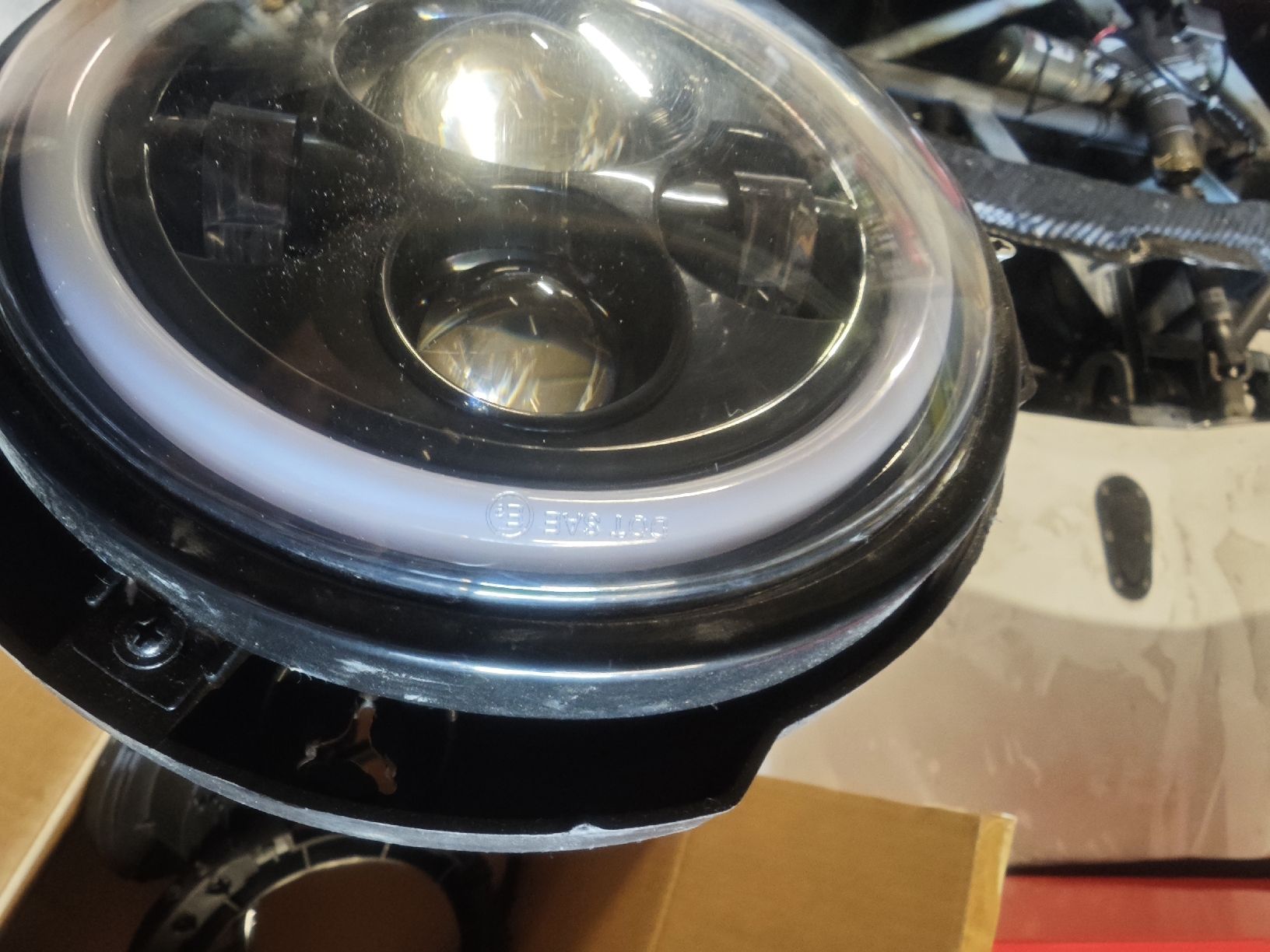 Fari: 7Zoll Lampen mit E und Dot Prüfzeichen – Usato da Cham venduto da Roellin-racing-shop 2