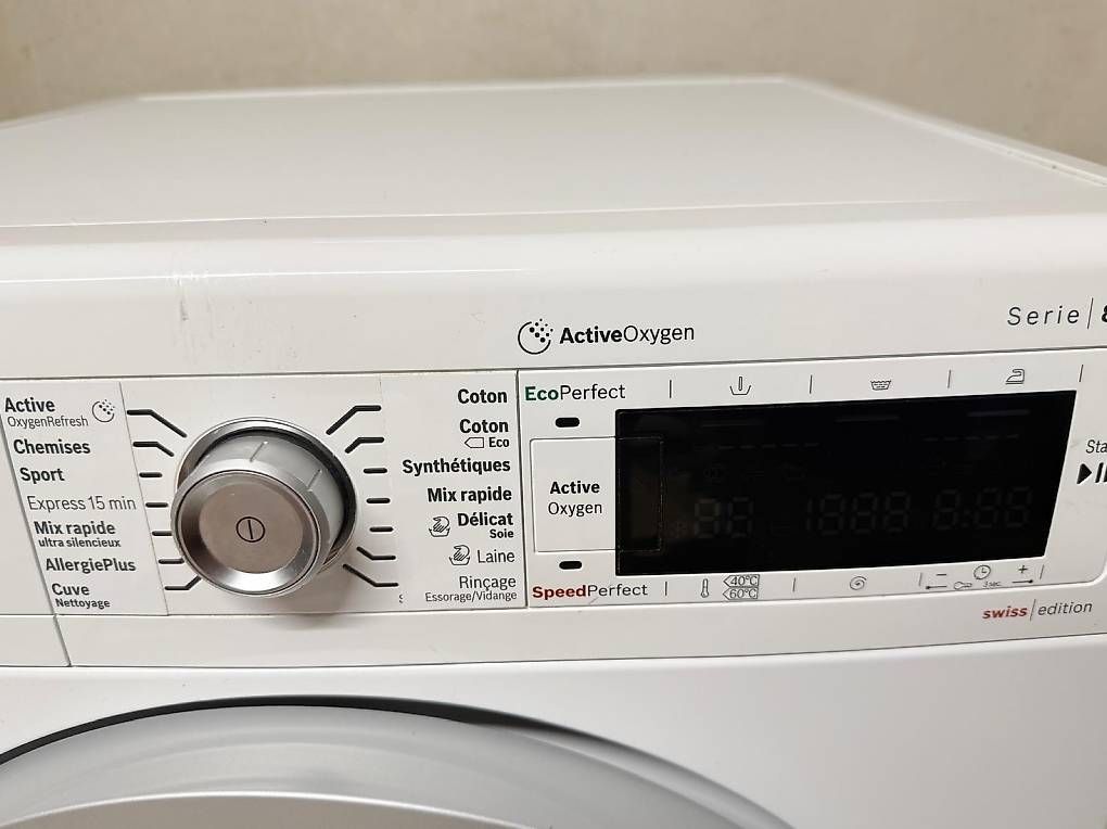 Bosch Waschmaschinen: Machine à laver Bosch Série 8 Swiss Édition ActiveOxygen – Gebraucht aus Neuchâtel von del_5jjp 1