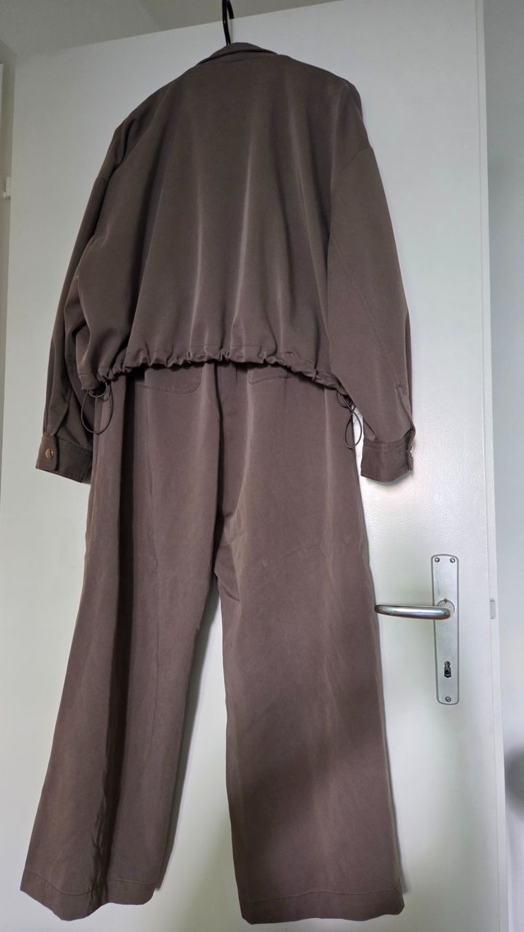 Zara Kleiderpakete: Ensemble kaki Zara S/M – Neu (gemäss Beschreibung) aus Onex von AF. 5