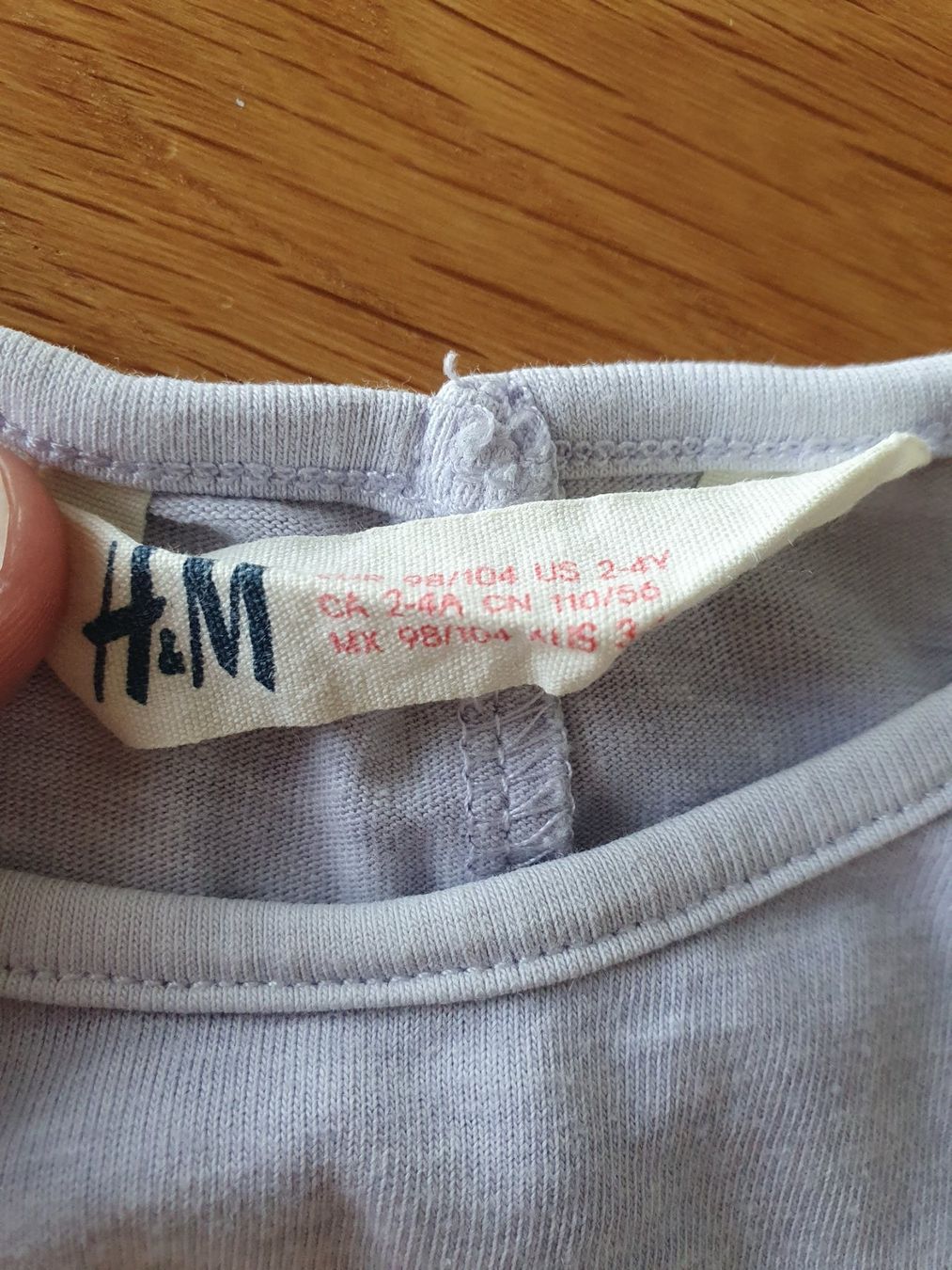 H&M Camicette, T-shirt & Top: T-Shirt Gr. 98/104 – Usato da Villars-sur-Glâne venduto da richardette 2