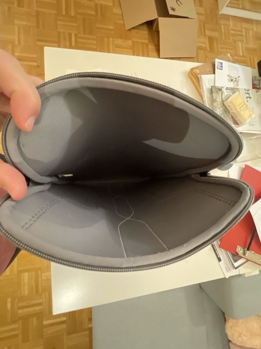 Taschen: Laptoptasche soft – Gebraucht aus Effretikon von burbank 1