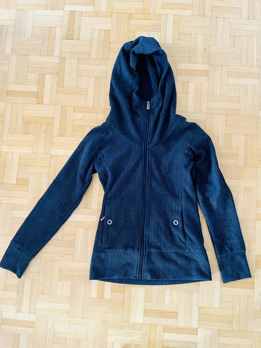 Bench Giacche: Bench Damen Jacke Sweatshirt Gr. S – Usato da Frauenfeld venduto da Repsol_Vani