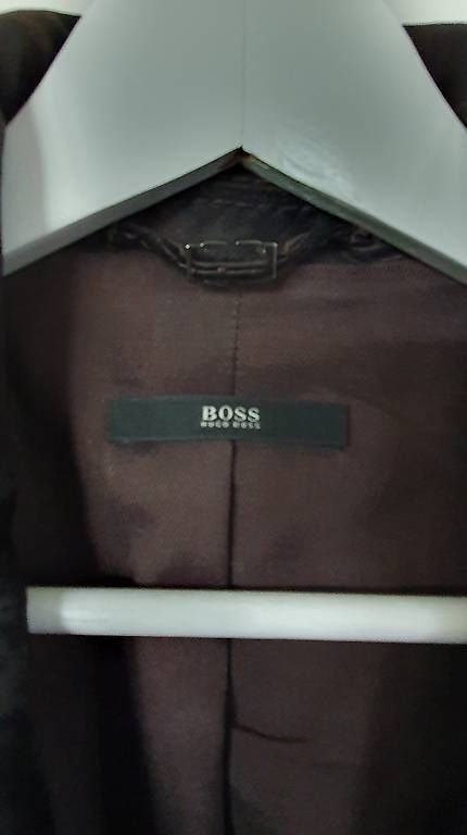 Hugo Boss Vestes: Boss Lederjacke Gr.M – D'occasion à Oberrieden par Taramara 3