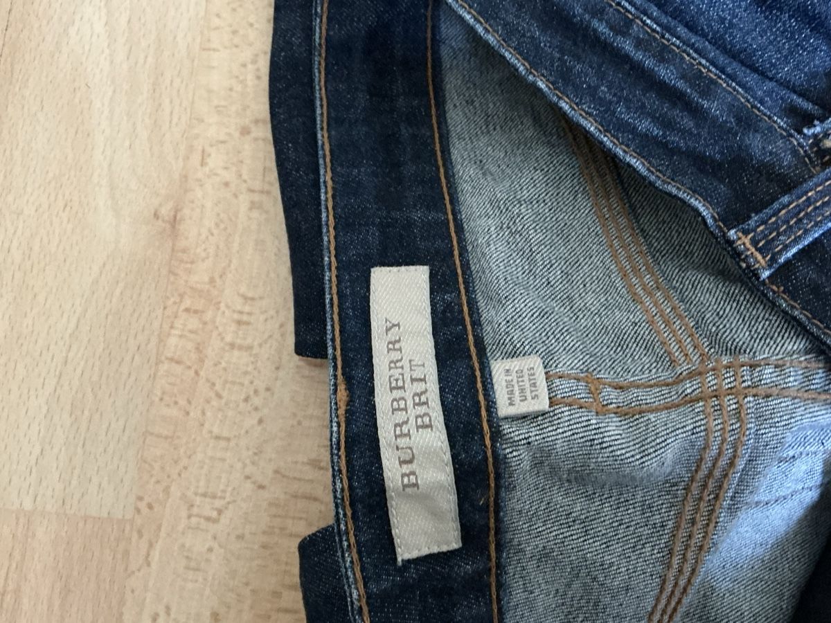 Burberry Jeans: Jeans Flair – Nuovo (secondo la descrizione) da St.Gallen venduto da nat_7n75 6