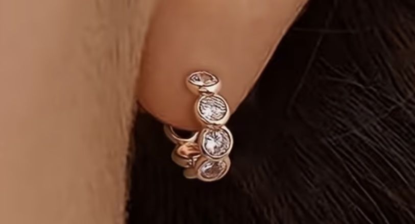Orecchini pendenti & Orecchini a lobo: Goldene Ohrringe  Zirkonien – Nuovo e nell'imballaggio originale da Saanen venduto da SoniaMichaela 4