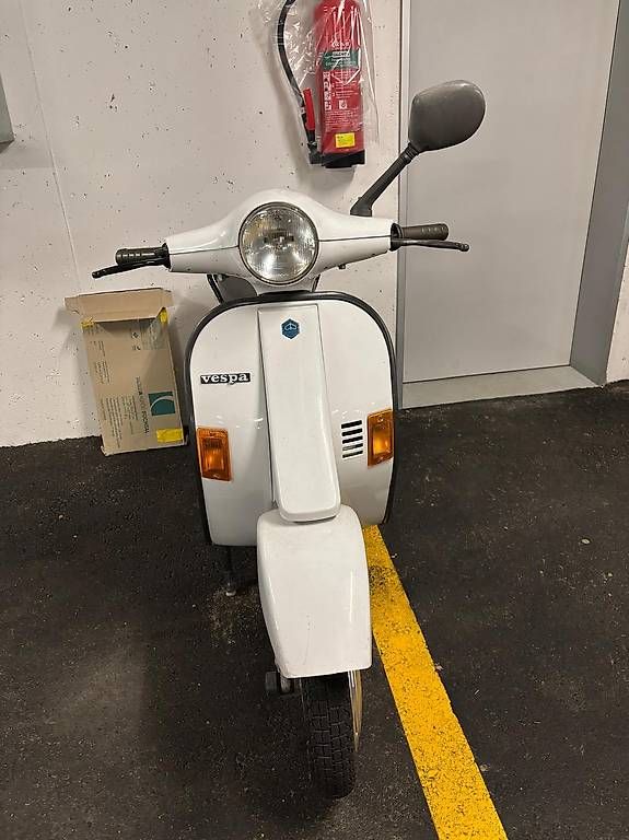 Scooter: Vespa PX 125 – Usato da Winterthur venduto da Rizzieri20 2