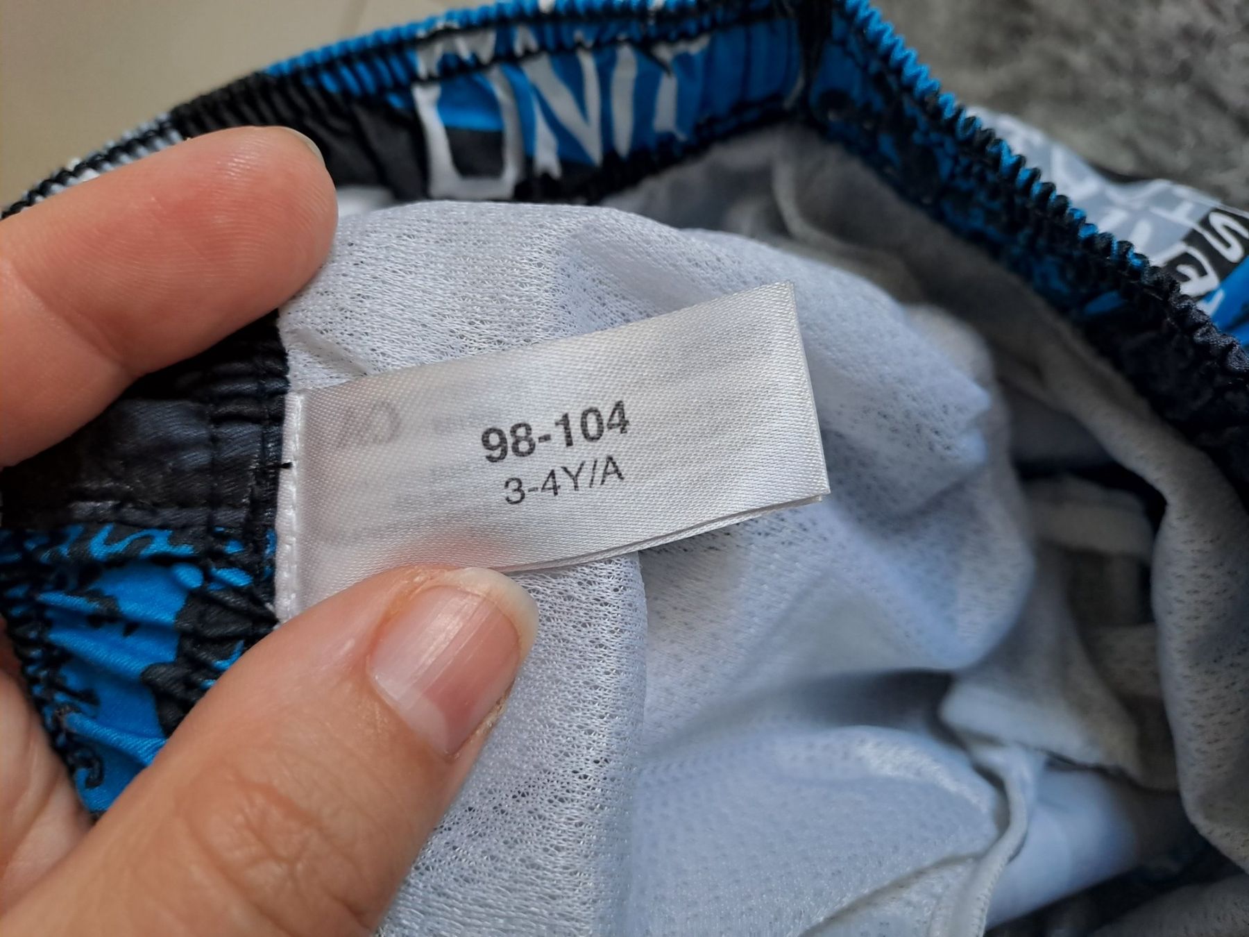 Costumi da bagno: Badehose H&M Grösse 98/104 – Usato da Rickenbach LU venduto da bishiida 4