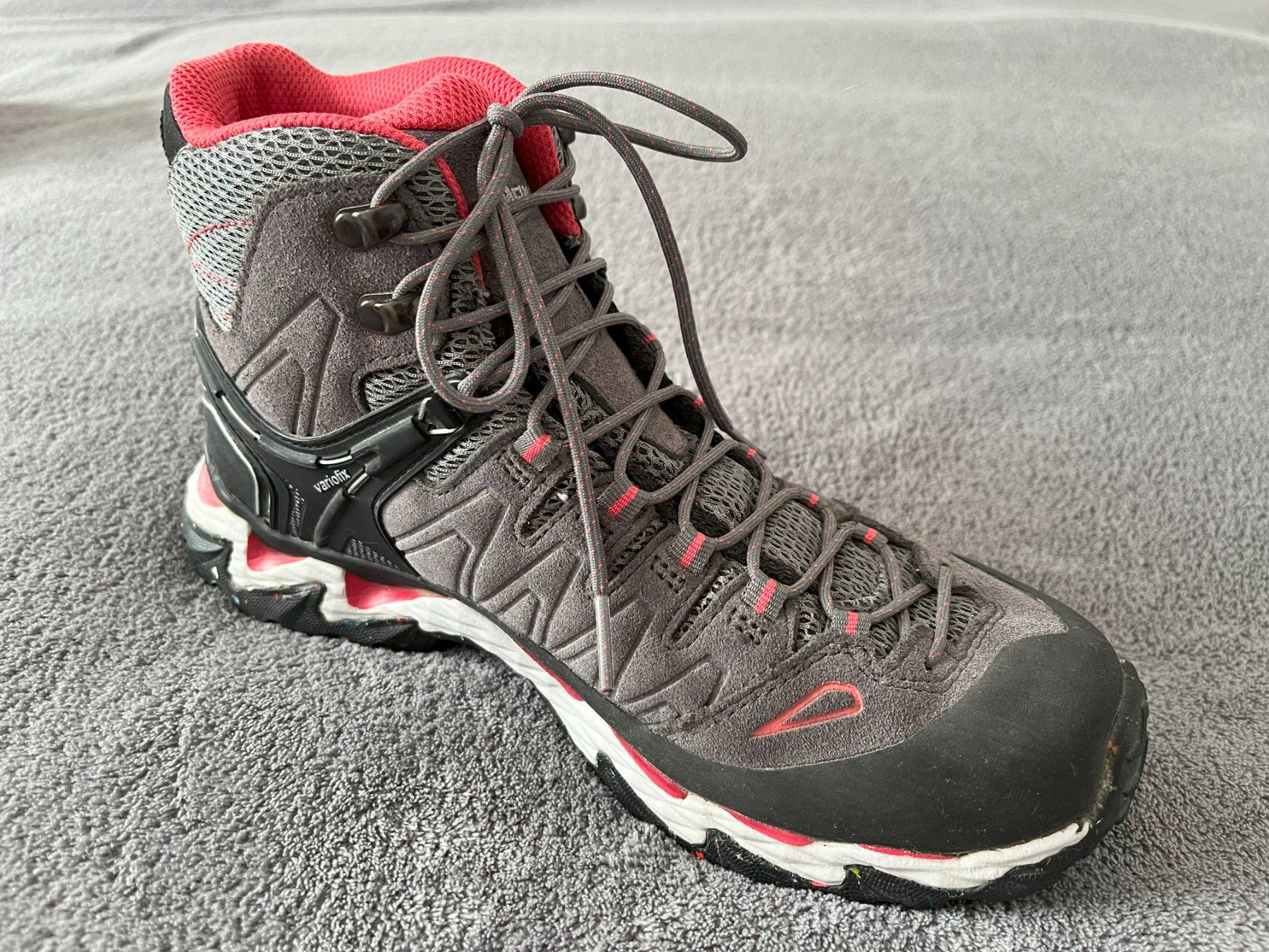 Meindl Scarpe da donna: Meindl Wanderschuhe Gr.38.5 / 39 UK 5.5 Kat: A – Nuovo (secondo la descrizione) da Lodrino venduto da mediwell 7