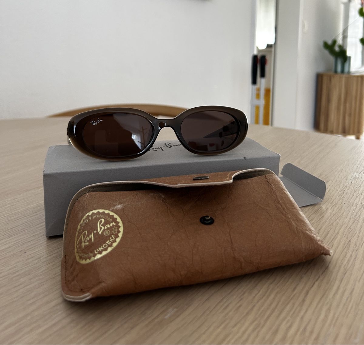 Ray-Ban Occhiali & Lenti: Ray-Ban Sunglasses Opal RB4441D – Nuovo (secondo la descrizione) da Basel venduto da bob_85by