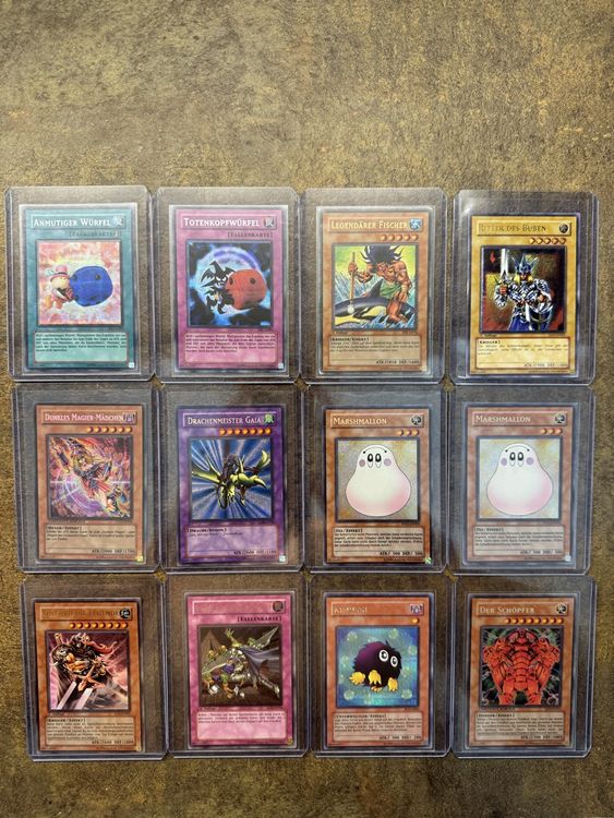 Yu-Gi-Oh! Karten Sammlung - 100 Karten Inkl. 10 Holos, Blauäugiger Drache & Dunkler Magier, NM