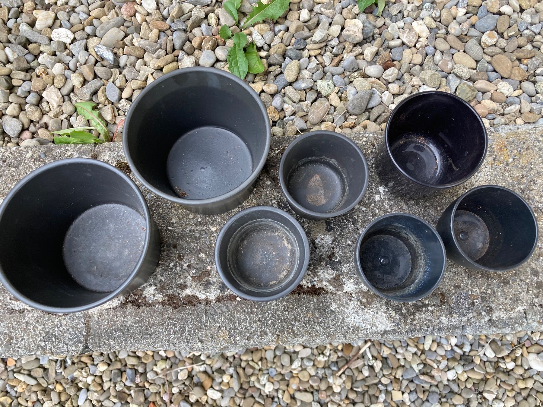 Vasi per fiori: 7x Übertöpfe schwarz – Usato da Hitzkirch venduto da eve_may 1