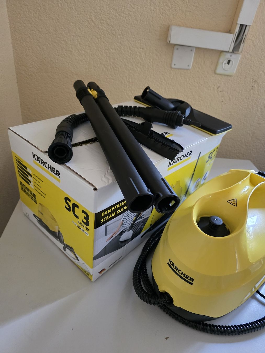 Kärcher Pulitori a vapore: Kärcher Dampfreiniger SC 3 EasyFix  – Usato da Alberswil venduto da mario889 3