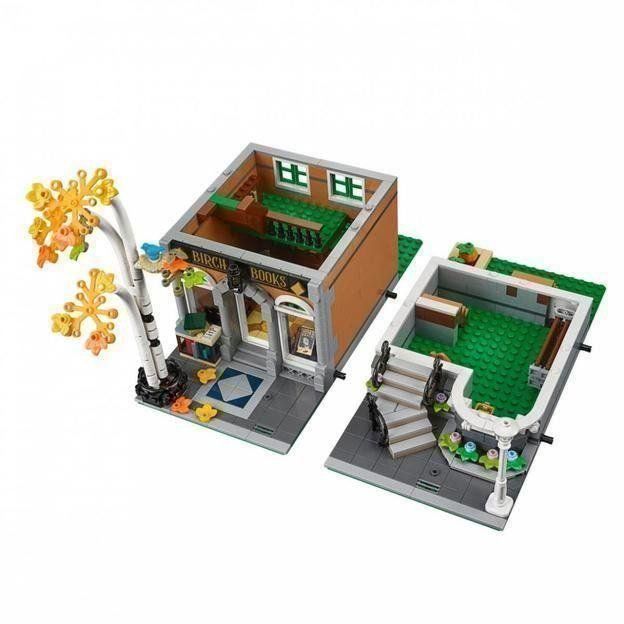 Lego Kit di costruzioni: LEGO Creator Bookshop 10270 – Nuovo e nell'imballaggio originale da Matzendorf venduto da SwissMagicKarten 3