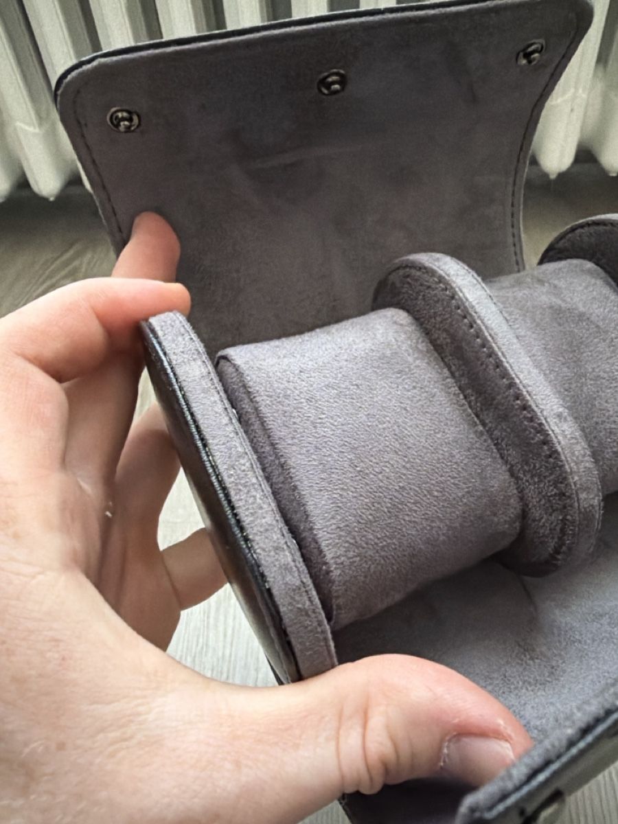 Uhrenboxen: Uhrenetui für 2 Uhren – Neu und originalverpackt aus Schaffhausen von tim_v6d5 2