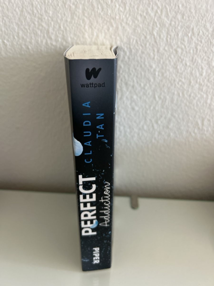 Bücher: Perfect Addiction – Neu (gemäss Beschreibung) aus Winterthur von pol_x722 1