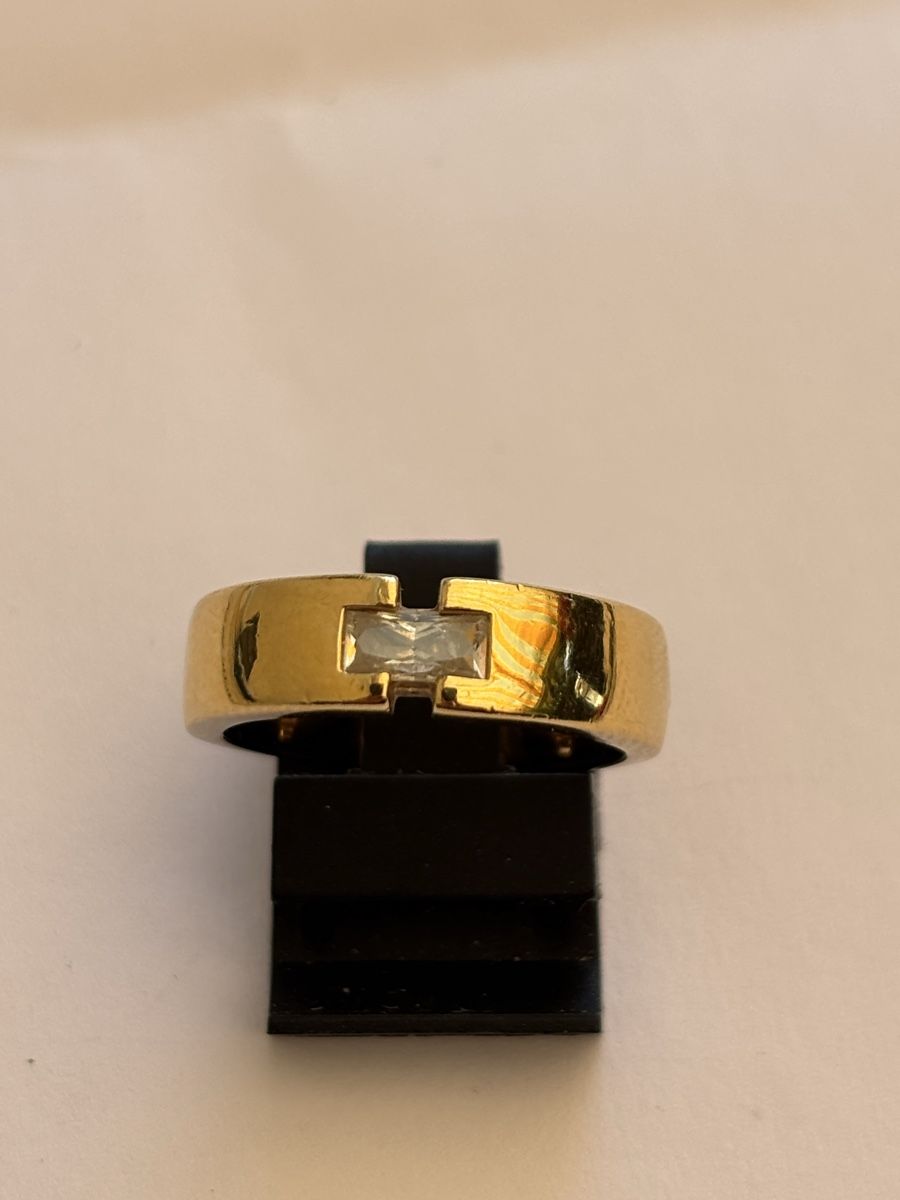 Anelli: Gelbgold Ring mit Diamant 18 Karat  – Usato da Langnau am Albis venduto da flusspflege