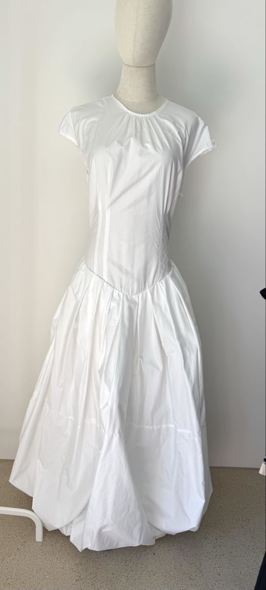 Khaite Vestiti: KHAITE Gown  – Nuovo (secondo la descrizione) da Zürich venduto da di_archive 6