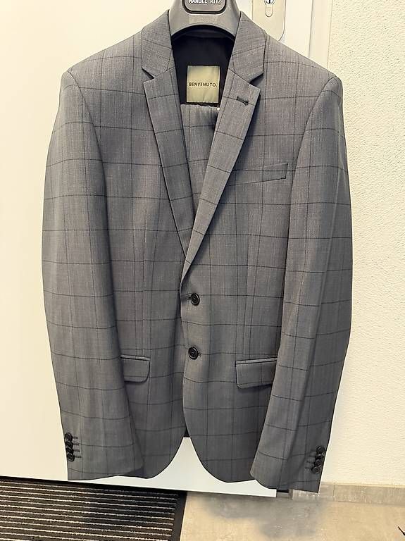 Costumes: Anzug Benvenuto 48 Neu – Neuf (Voir description) à Hergiswil NW par allmendkoenig 3