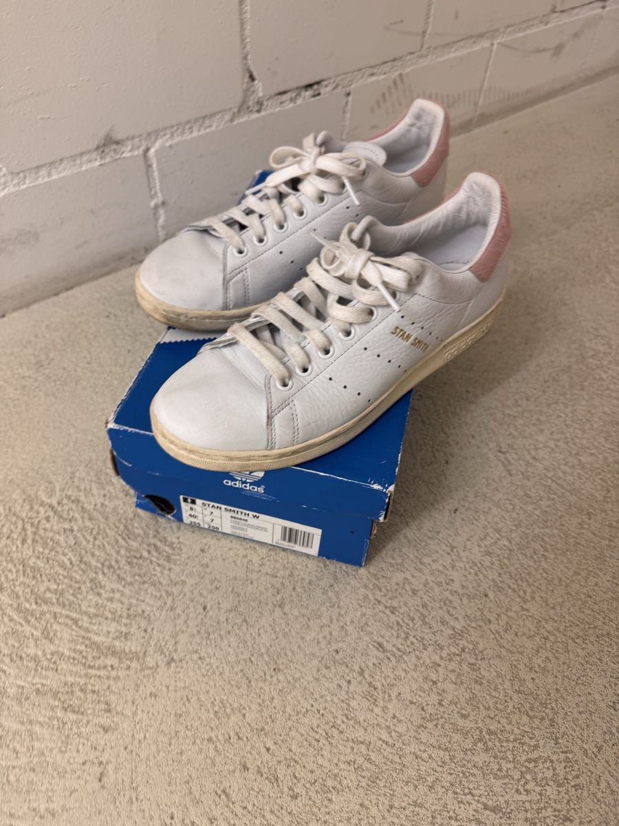 Adidas Chaussures femmes: Adidas Stan  Smith W – D'occasion à Allschwil par Frida015