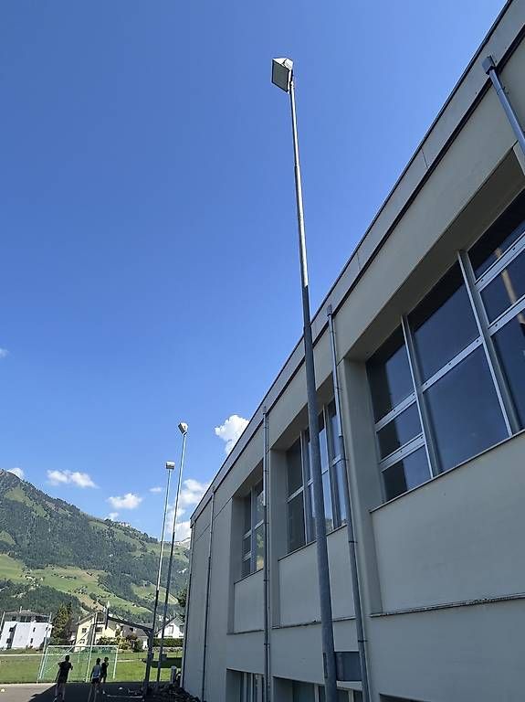 Lampade: Stadionbeleuchtung 6 Stk – Usato da Stans venduto da Benzen 1