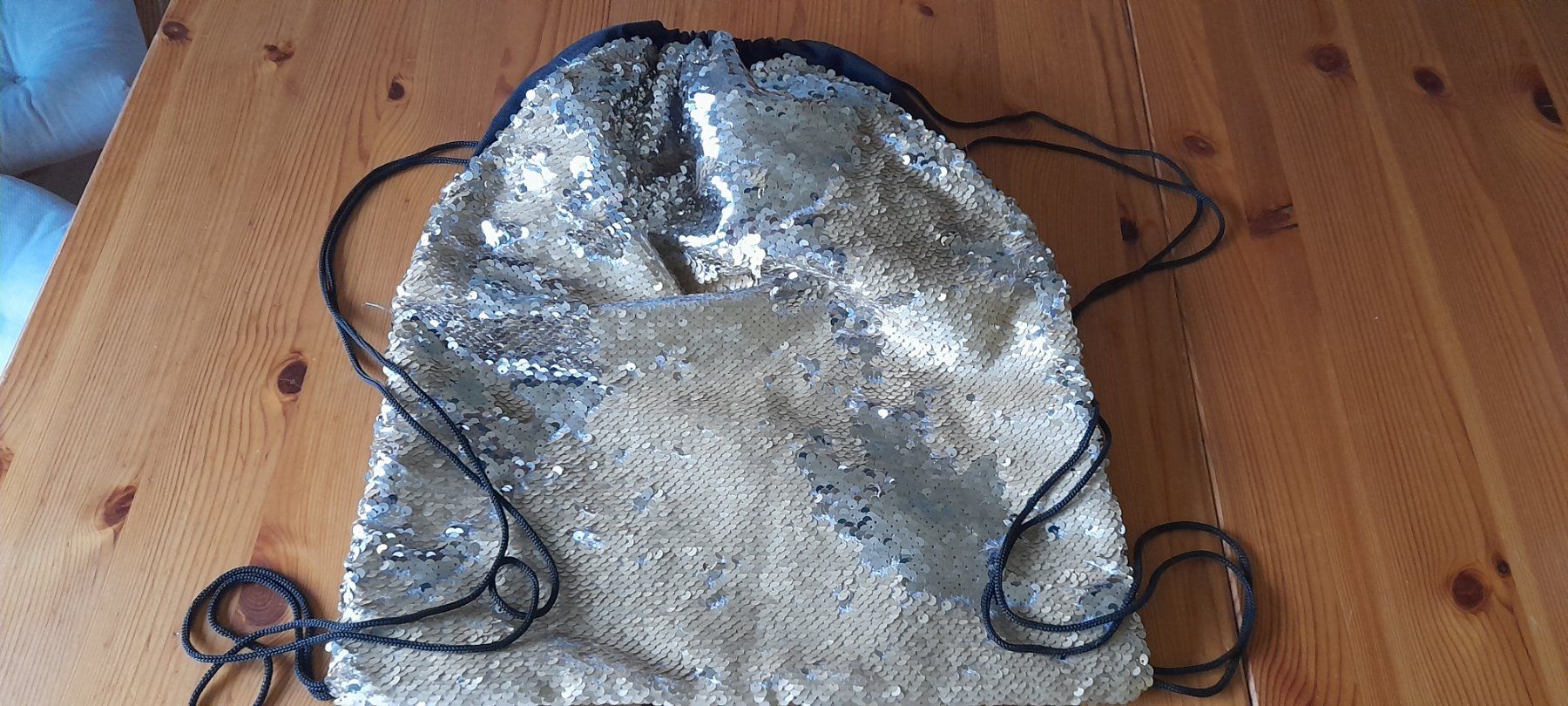 Porte da calcio e da hockey: Rucksack, Bac mit Pajetten – Usato da Nesslau venduto da Churfirsten08 1