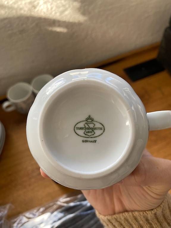 Set di piatti:  Tirschenreuth Geschirrset – Usato da Wohlen AG venduto da Floflo200 1