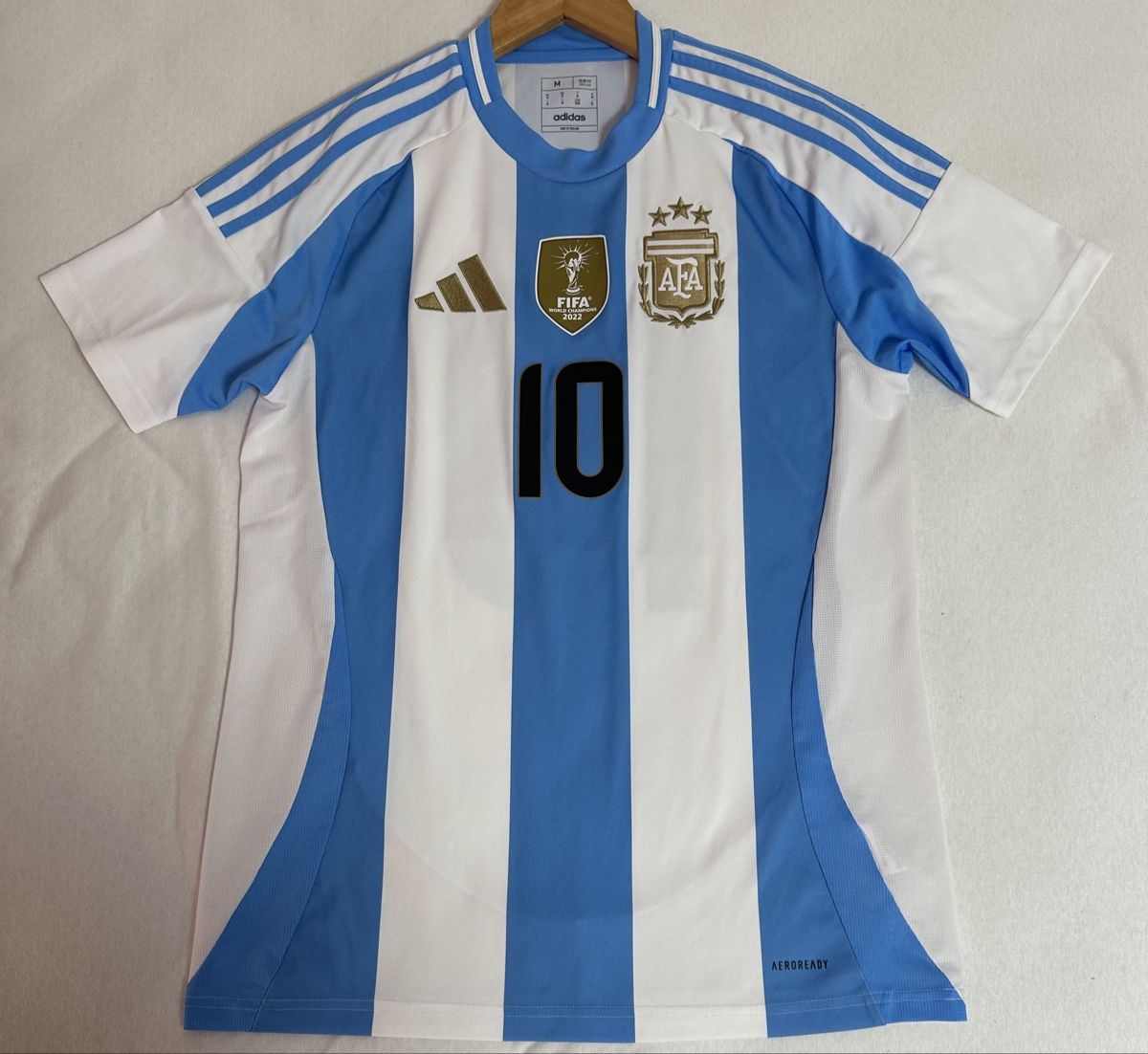 Adidas Canottiere & Pantaloni: Argentinien Messi Trikot WM  G M – Usato da Maienfeld venduto da tobeyl2020 2