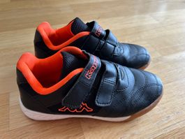 Kappa Hallenschuhe Kinder Grösse 33 schwarz mit Klettvers...