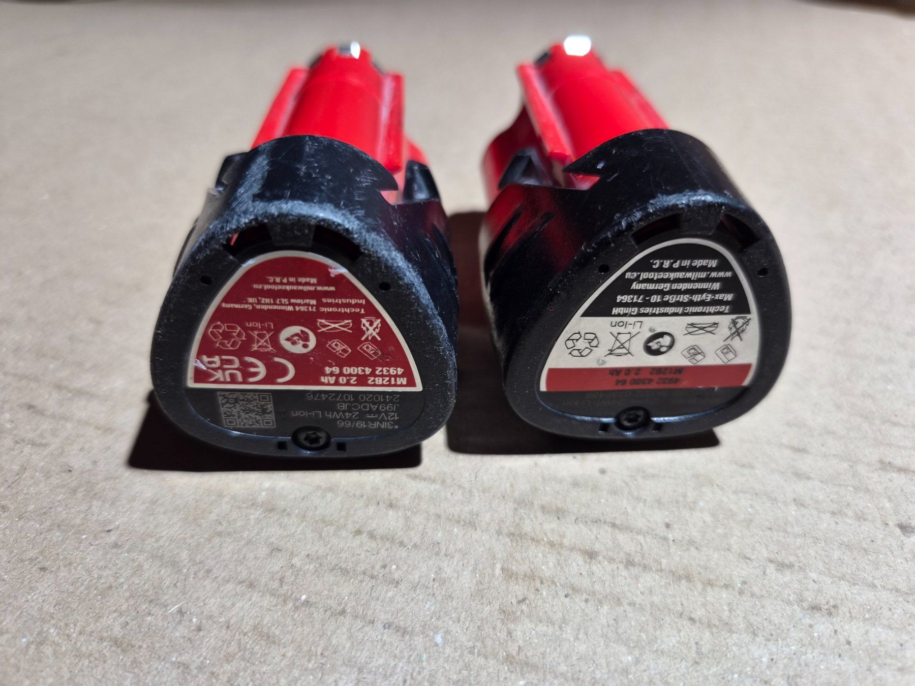 Milwaukee Akkus: 2 Milwaukee Akkus 12V 2Ah Gebraucht – Neu und originalverpackt aus Reutigen von beore